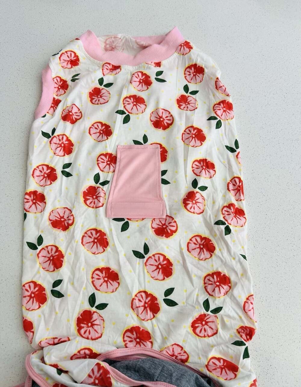 NWT Opaw 2XL Dog Shirt, Pink flowers Surgery Recovery Suit